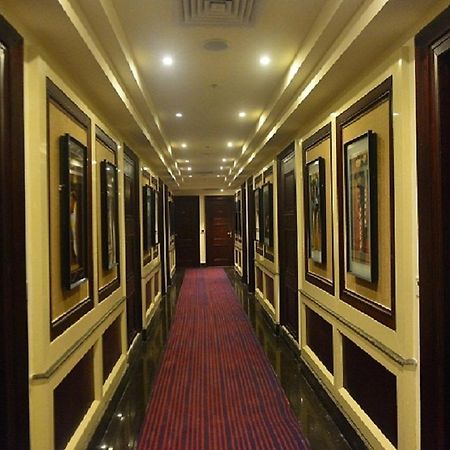 Vijay Intercontinental Otel Kanpur Dış mekan fotoğraf