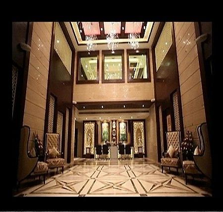 Vijay Intercontinental Otel Kanpur Dış mekan fotoğraf