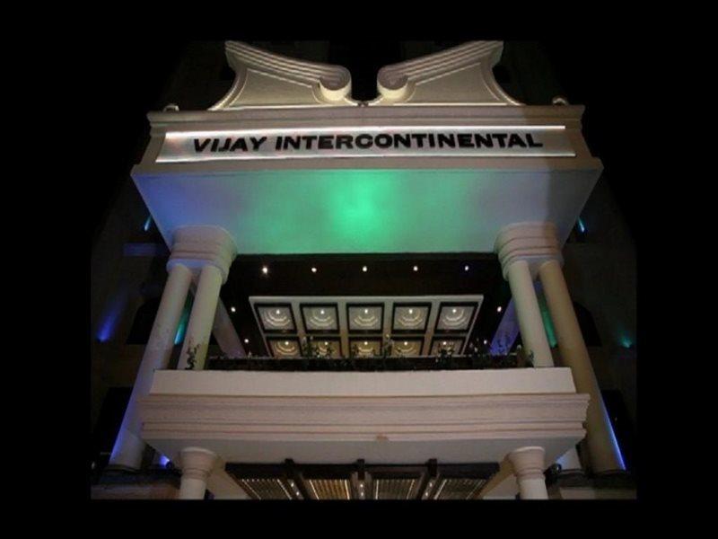 Vijay Intercontinental Otel Kanpur Dış mekan fotoğraf