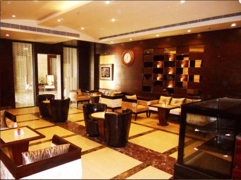 Vijay Intercontinental Otel Kanpur Dış mekan fotoğraf