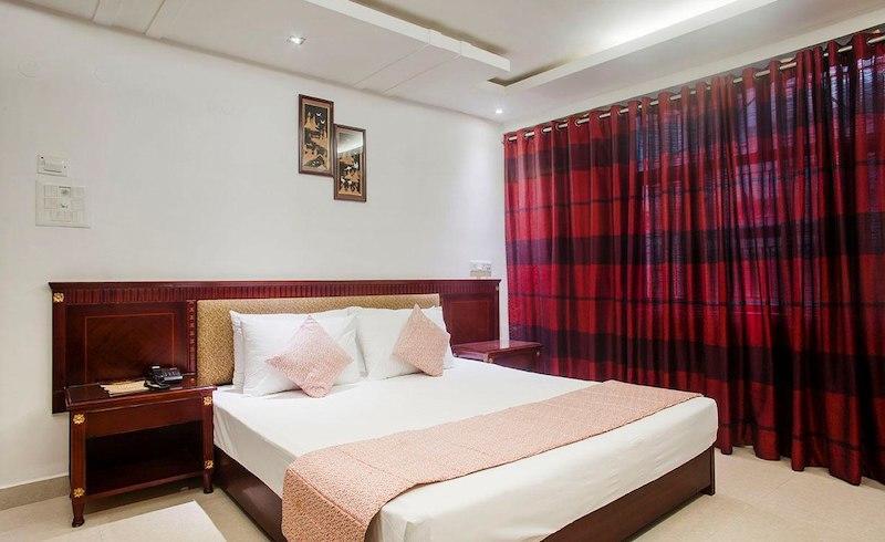 Vijay Intercontinental Otel Kanpur Dış mekan fotoğraf